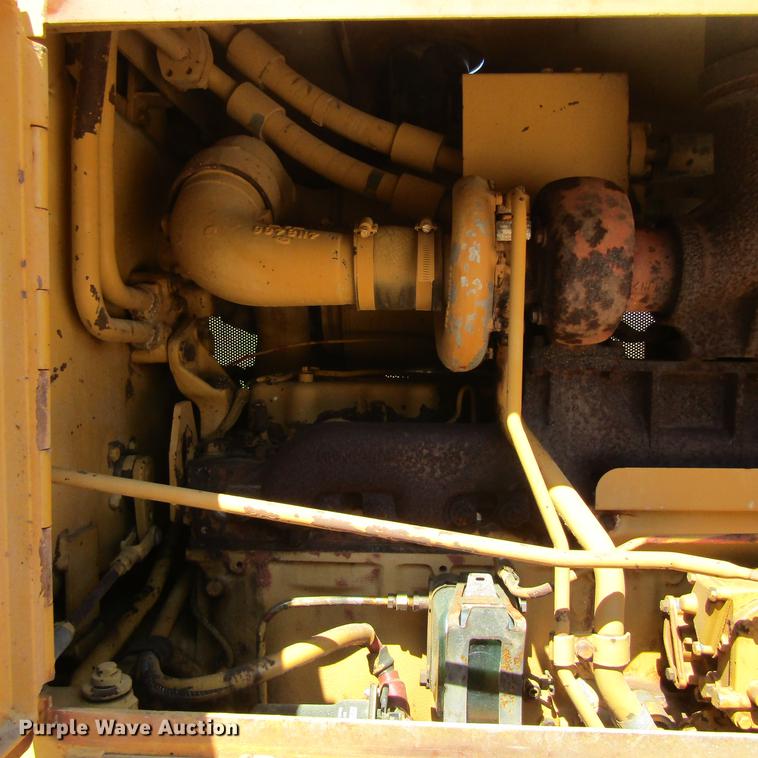 image for item DC0025 1984 Caterpillar D6D dozer