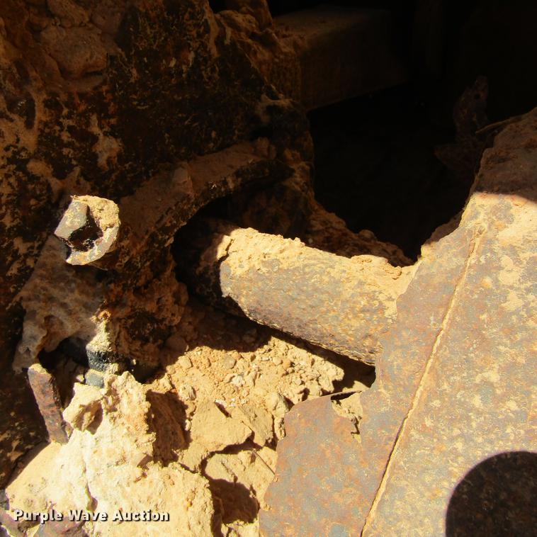 image for item DC0025 1984 Caterpillar D6D dozer