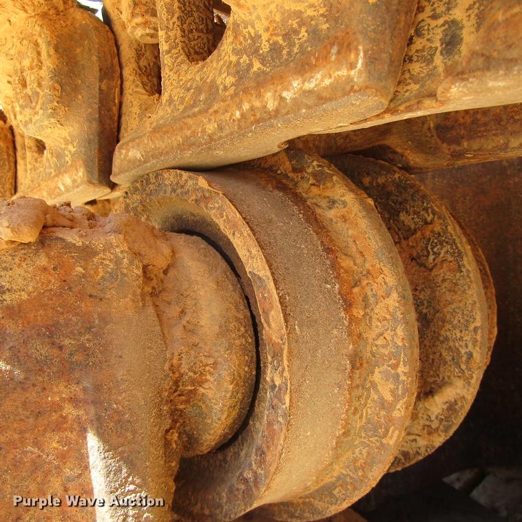 image for item DC0025 1984 Caterpillar D6D dozer