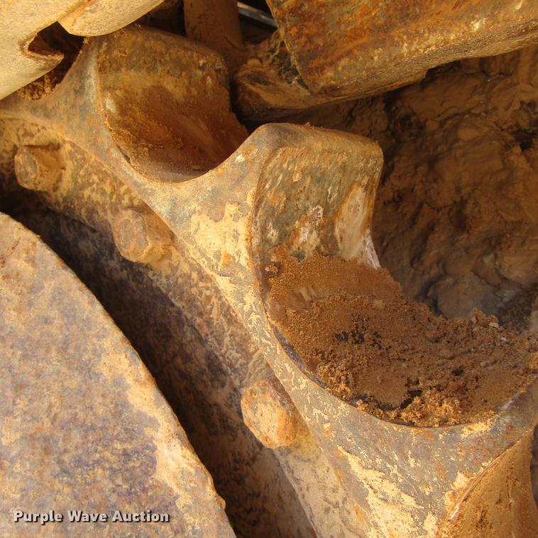 image for item DC0025 1984 Caterpillar D6D dozer