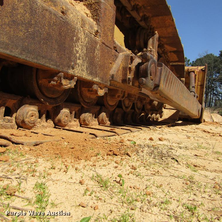 image for item DC0025 1984 Caterpillar D6D dozer