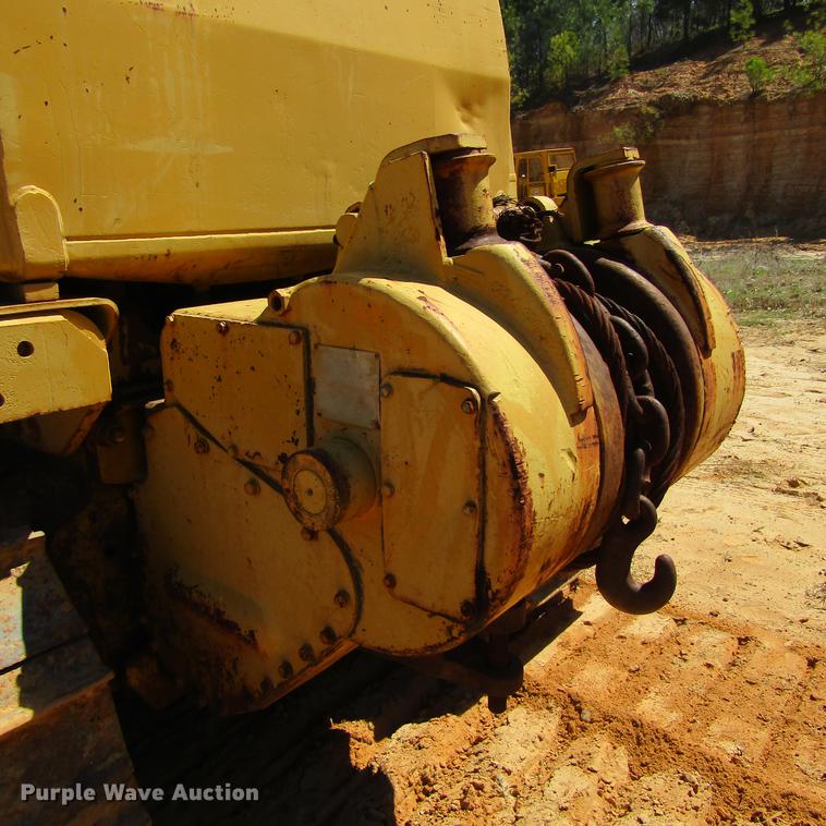 image for item DC0025 1984 Caterpillar D6D dozer