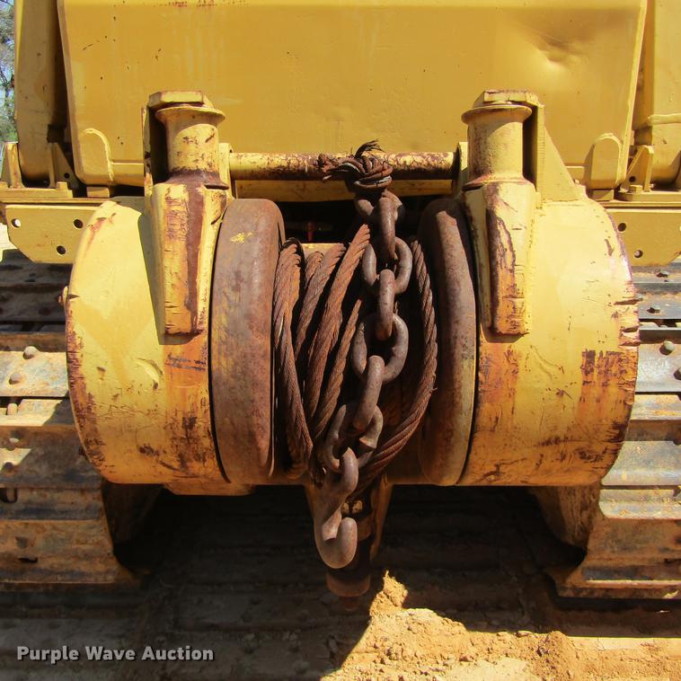 image for item DC0025 1984 Caterpillar D6D dozer