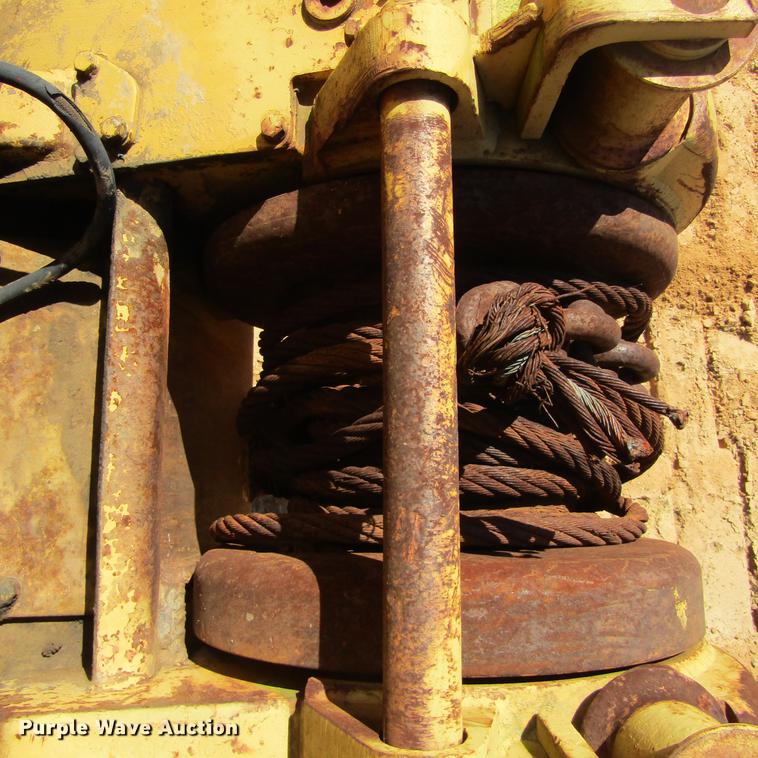 image for item DC0025 1984 Caterpillar D6D dozer