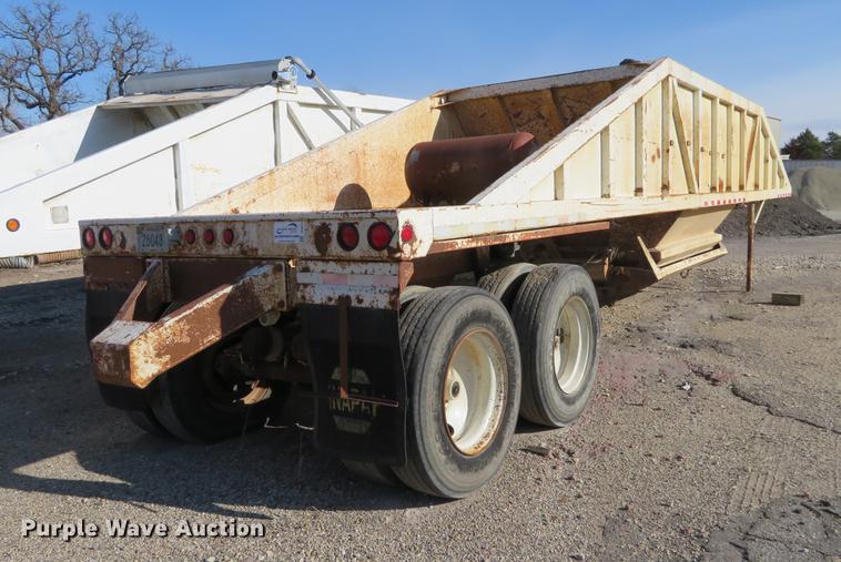 image for item DC0814 1994 Ranch bottom dump trailer