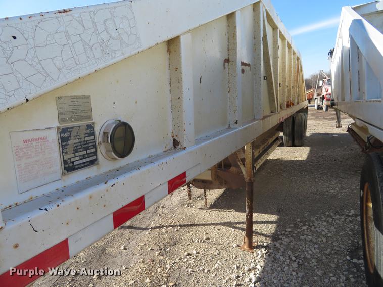 image for item DC0814 1994 Ranch bottom dump trailer