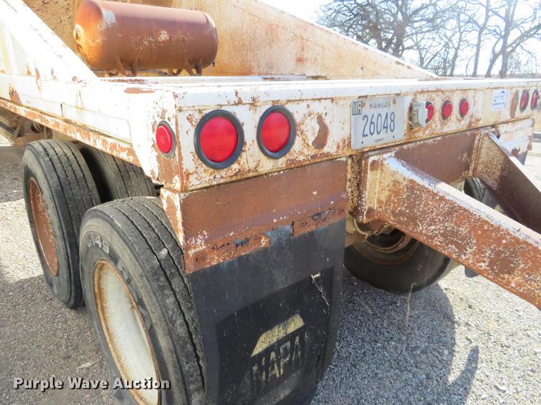 image for item DC0814 1994 Ranch bottom dump trailer