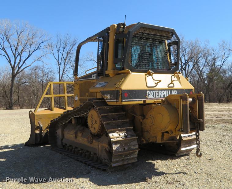 image for item DC0890 2004 Caterpillar D6N XL dozer