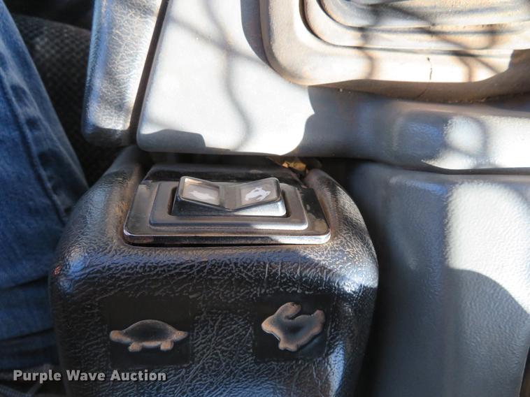 image for item DC0890 2004 Caterpillar D6N XL dozer