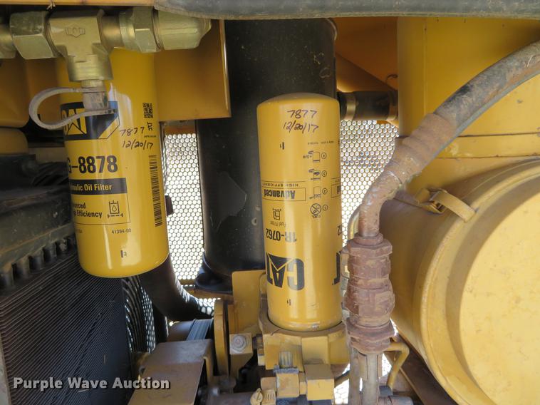 image for item DC0890 2004 Caterpillar D6N XL dozer