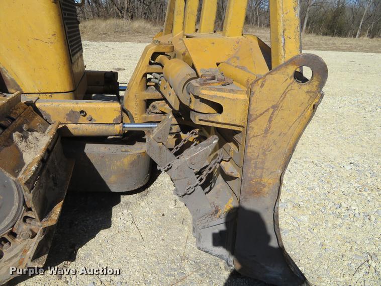 image for item DC0890 2004 Caterpillar D6N XL dozer