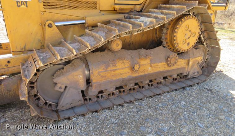 image for item DC0890 2004 Caterpillar D6N XL dozer