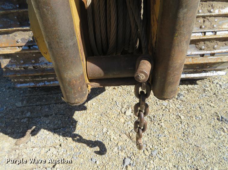 image for item DC0890 2004 Caterpillar D6N XL dozer