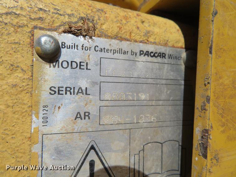 image for item DC0890 2004 Caterpillar D6N XL dozer