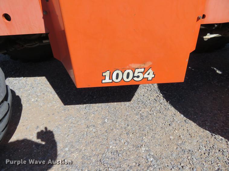 image for item DC0905 Sky Trak 10054 telehandler