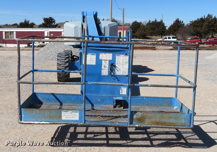 image for item DC0906 1996 Genie S60 boom lift