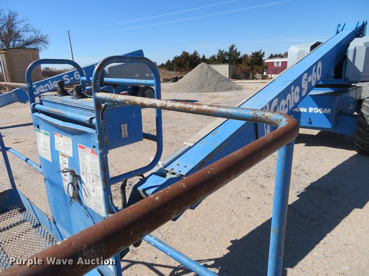 image for item DC0906 1996 Genie S60 boom lift