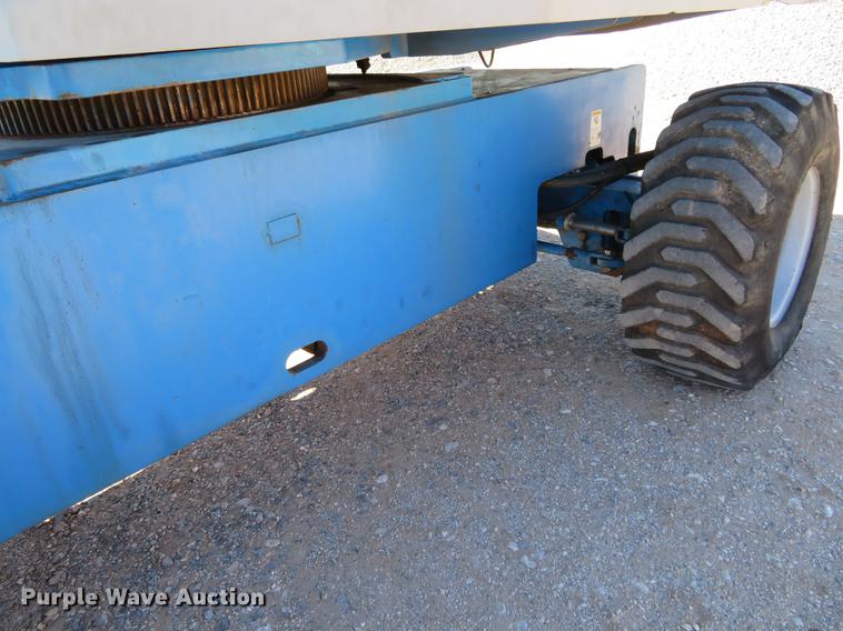 image for item DC0906 1996 Genie S60 boom lift