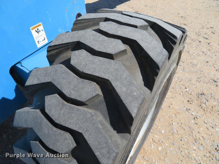 image for item DC0906 1996 Genie S60 boom lift