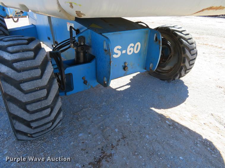 image for item DC0908 2005 Genie S60 boom lift