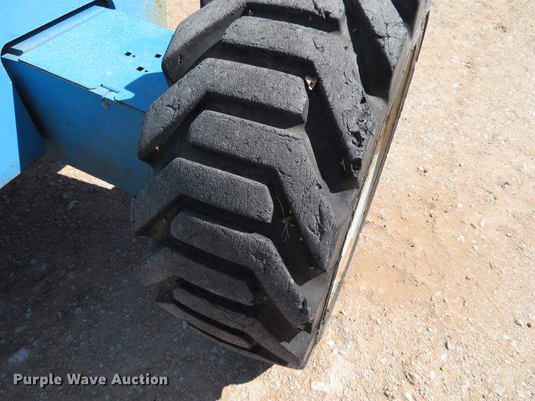 image for item DC0908 2005 Genie S60 boom lift