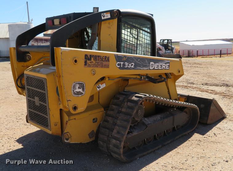 image for item DC0911 2008 John Deere CT332 skid steer