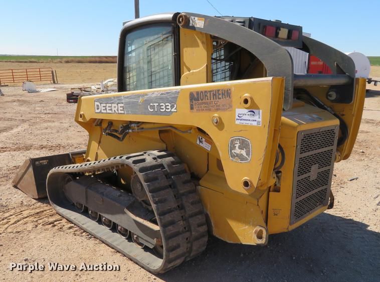 image for item DC0911 2008 John Deere CT332 skid steer