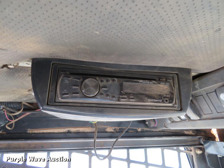 image for item DC0911 2008 John Deere CT332 skid steer