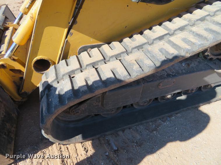 image for item DC0911 2008 John Deere CT332 skid steer