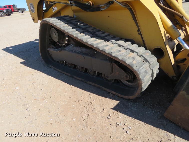 image for item DC0911 2008 John Deere CT332 skid steer