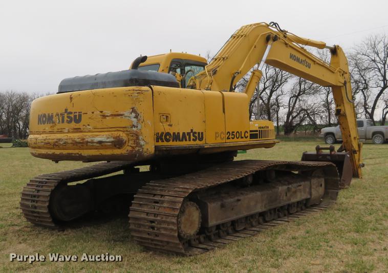image for item DC0956 Komatsu PC250LC excavator
