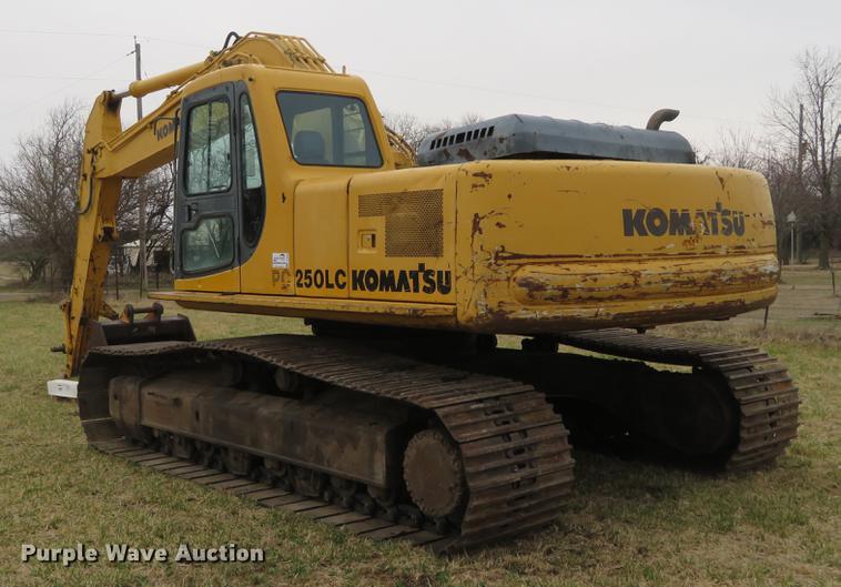 image for item DC0956 Komatsu PC250LC excavator