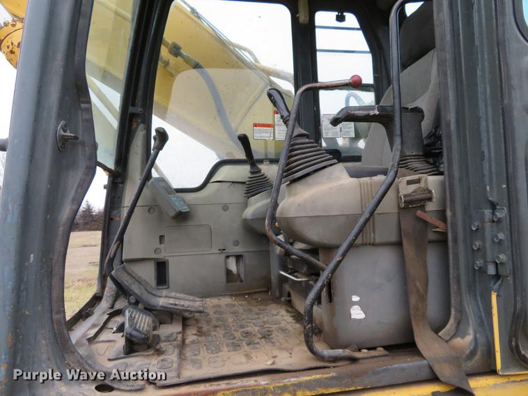 image for item DC0956 Komatsu PC250LC excavator