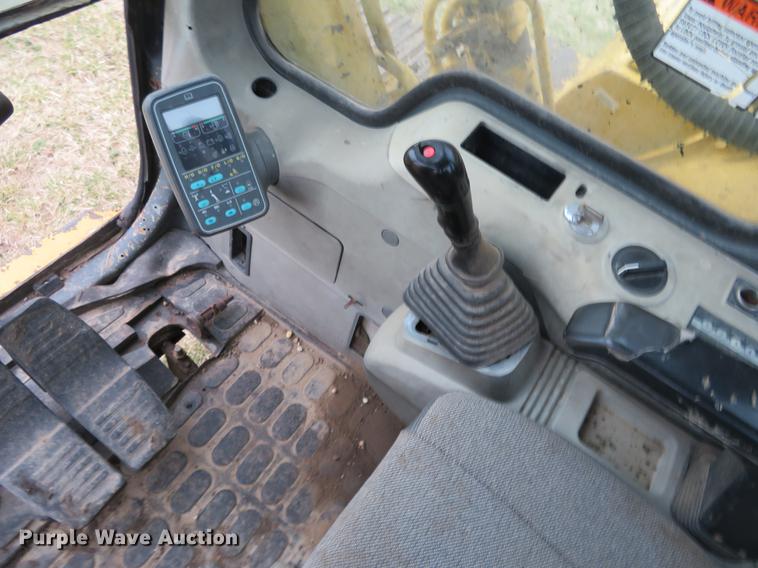 image for item DC0956 Komatsu PC250LC excavator