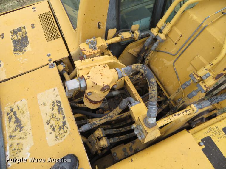 image for item DC0956 Komatsu PC250LC excavator