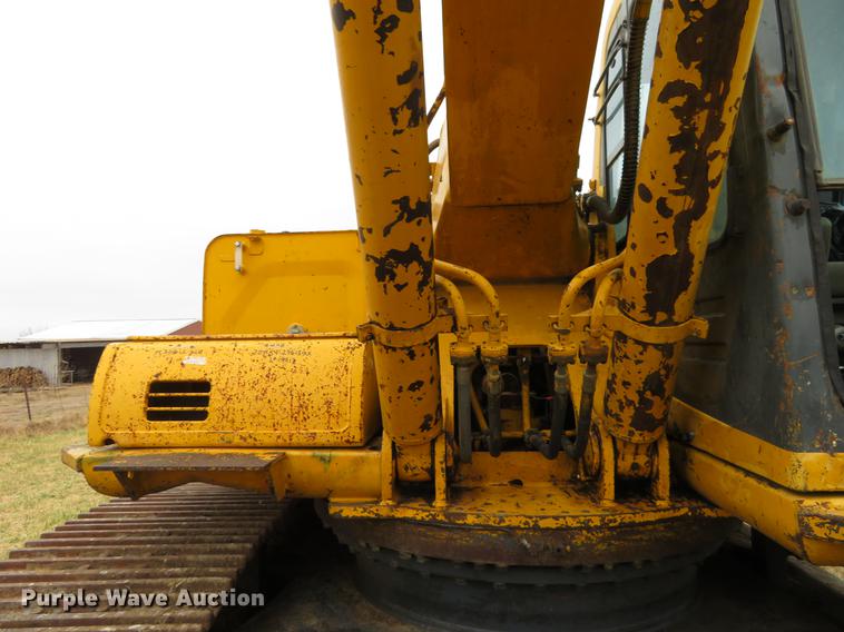 image for item DC0956 Komatsu PC250LC excavator