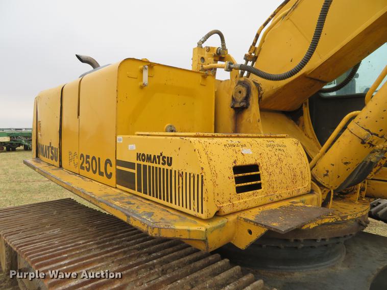 image for item DC0956 Komatsu PC250LC excavator