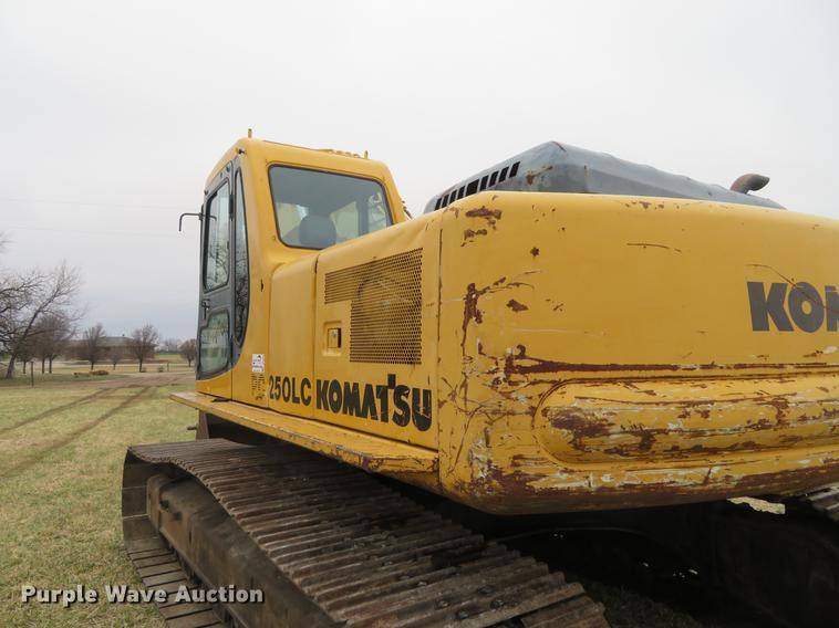 image for item DC0956 Komatsu PC250LC excavator