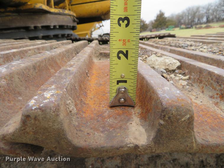 image for item DC0956 Komatsu PC250LC excavator