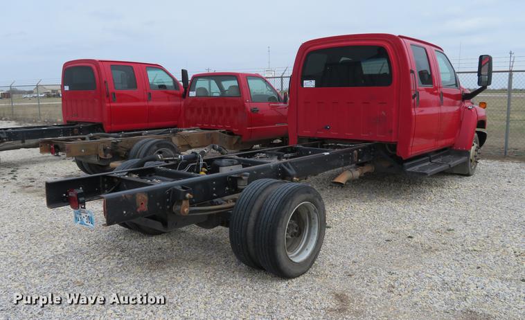 image for item DC0990 2008 Chevrolet C4500 Crew Cab truck chassis