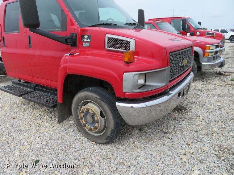 image for item DC0990 2008 Chevrolet C4500 Crew Cab truck chassis