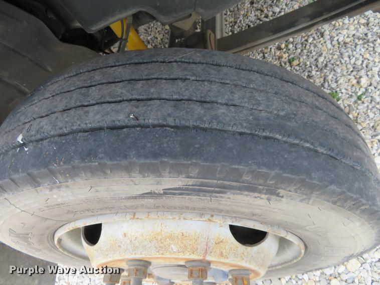 image for item DC0990 2008 Chevrolet C4500 Crew Cab truck chassis