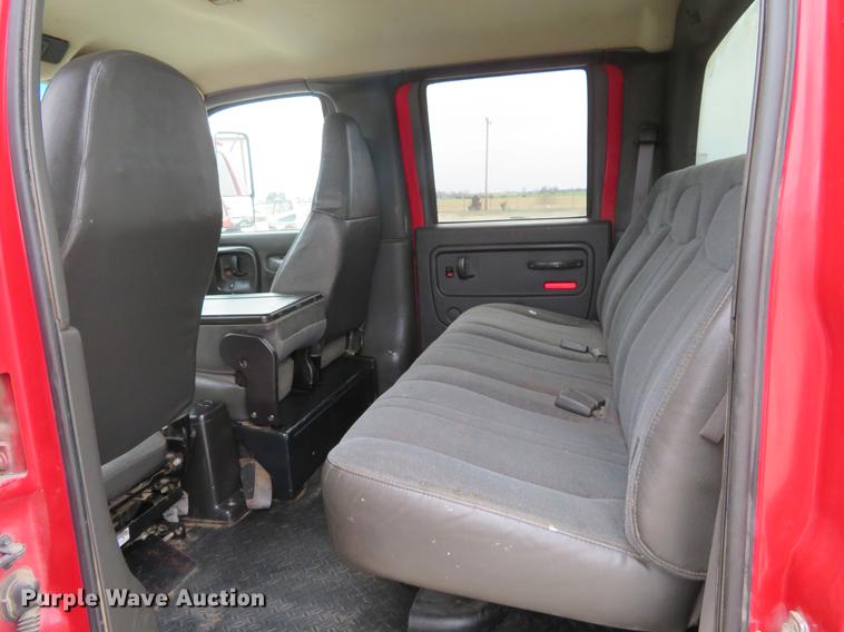 image for item DC0991 2008 Chevrolet C4500 Crew Cab truck chassis