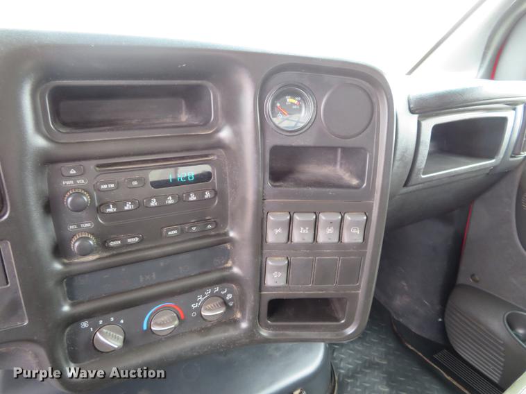 image for item DC0991 2008 Chevrolet C4500 Crew Cab truck chassis