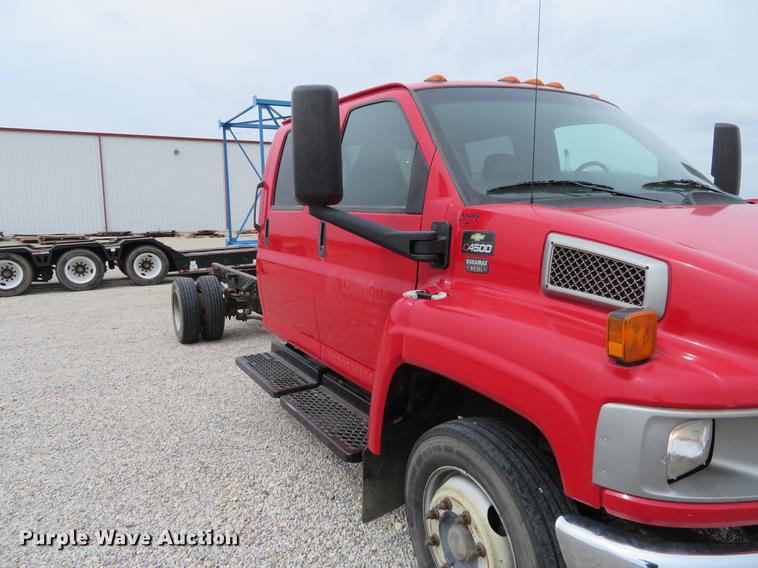 image for item DC0991 2008 Chevrolet C4500 Crew Cab truck chassis