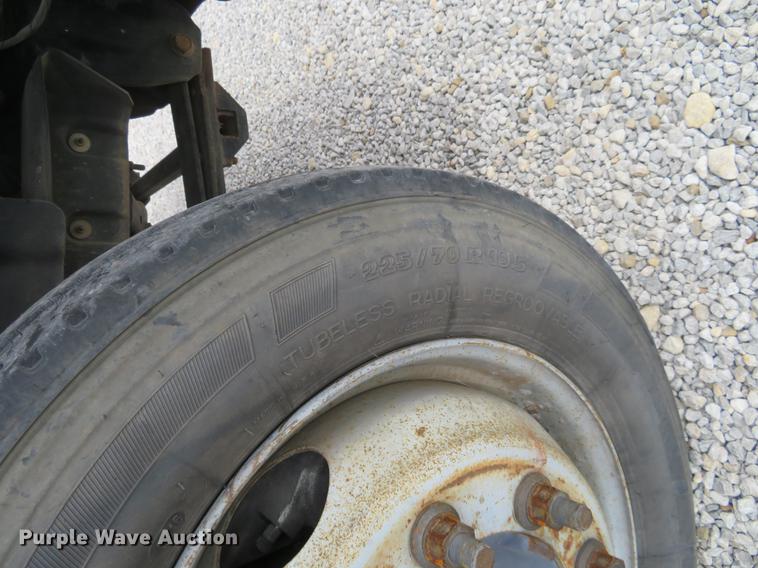 image for item DC0991 2008 Chevrolet C4500 Crew Cab truck chassis