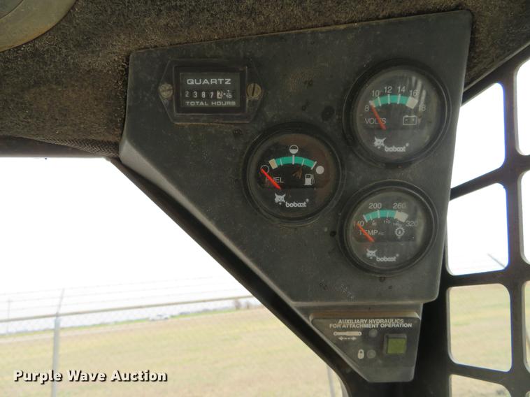 image for item DC0992 1998 Bobcat 863 skid steer