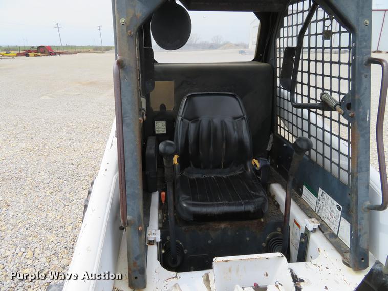 image for item DC0993 1998 Bobcat 763 skid steer