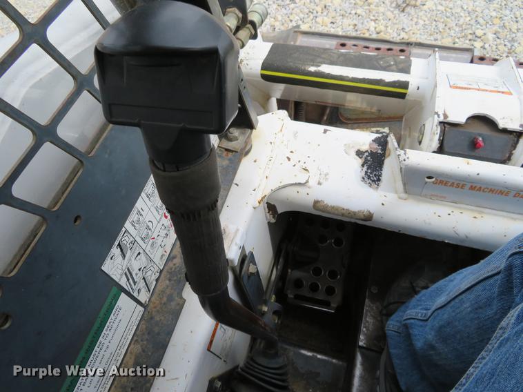 image for item DC0993 1998 Bobcat 763 skid steer