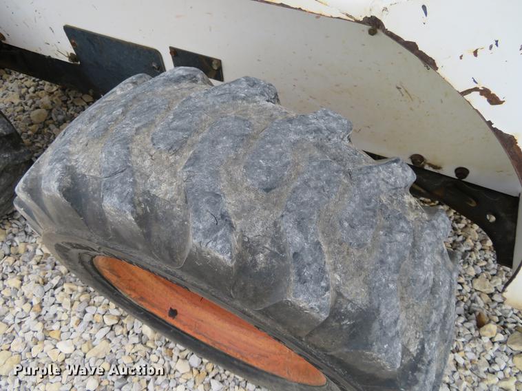 image for item DC0993 1998 Bobcat 763 skid steer